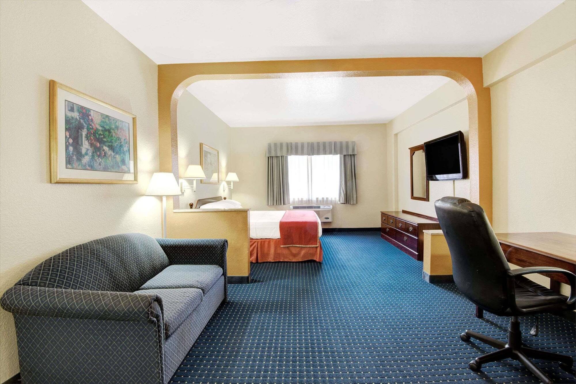 Howard Johnson By Wyndham San Antonio Hotel & Suites Exteriör bild